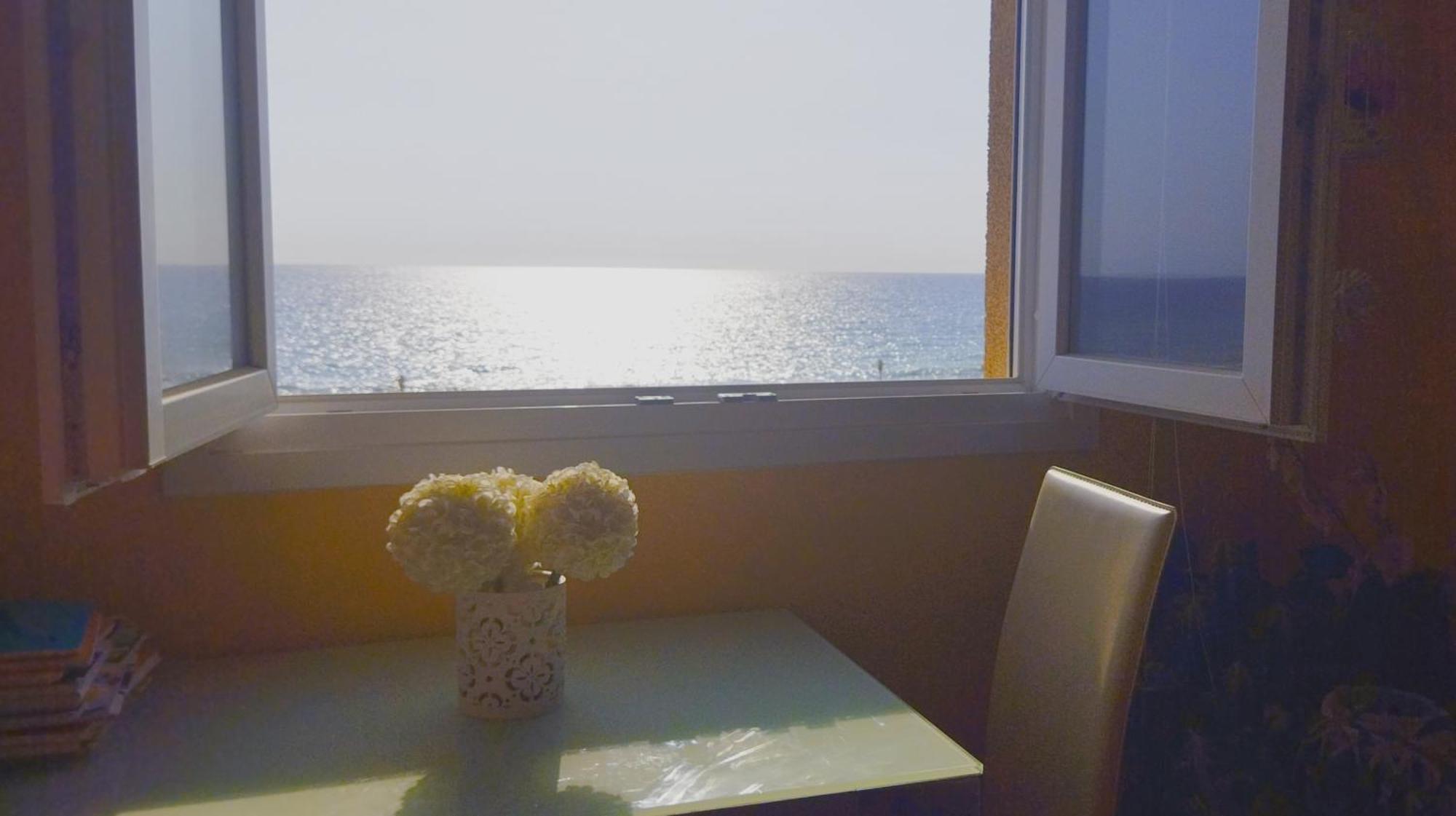Primera Linea, Magnificas Vistas Al Mar Y A La Playa Retamar  Eksteriør billede